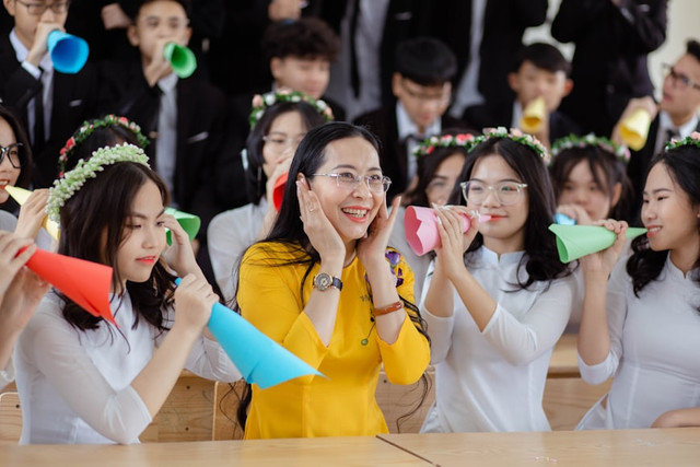 Ilustrasi kelulusan siswa-siswi kelas 6 SD. Foto: Unsplash