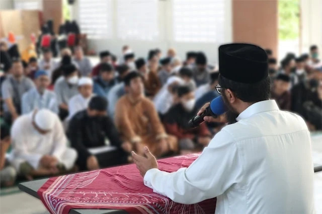 Ilustrasi sambutan santunan anak yatim di bulan Muharram. Foto: Unsplash