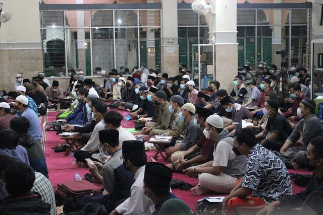 Ilustrasi Susunan Acara Malam 1 Suro. Unsplash.com/Masjid Pogung Raya