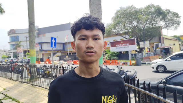 Tuah Siagian (22), korban dugaan penganiayaan sesama mahasiswa di Medan, Sabtu (13/6/2026). Foto: Amar Marpaung/kumparan
