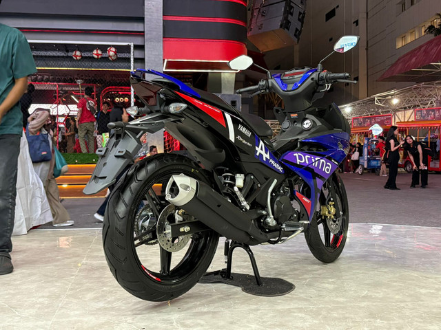 Yamaha MX-King 150 Prima Pramac MotoGP Special Livery meluncur di Jakarta Fair Kemayoran 2026. Foto: Sena Pratama/kumparan