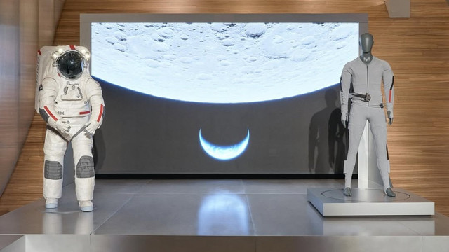 Prada dan Axiom Space Rancang Pakaian Dalam Astronaut NASA Artemis IV. Foto: Instagram @prada