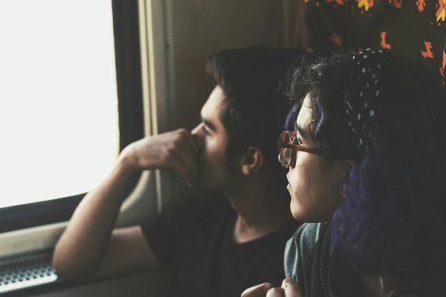 Ilustrasi stres dalam hubungan. Foto Unsplash.