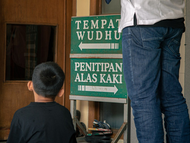 Ilustrasi cara bertayamum. Unsplash/panasgaram