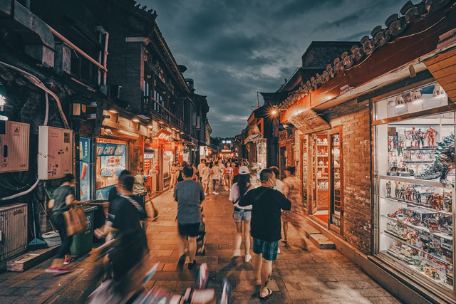 Ilustrasi PRJ 2026 sampai kapan. Foto: Unsplash.com/zhang kaiyv