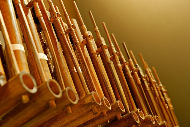 Ilustrasi angklung dimainkan dengan cara apa.Foto: Hartono subagio / Pixabay