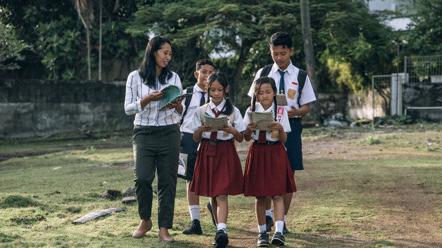 Akses pendidikan di Indonesia yang masih belum merata. (Sumber : Pexels) 