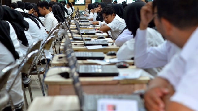 Ilustrasi tes CPNS. Foto: ANTARA FOTO/Adeng Bustomi