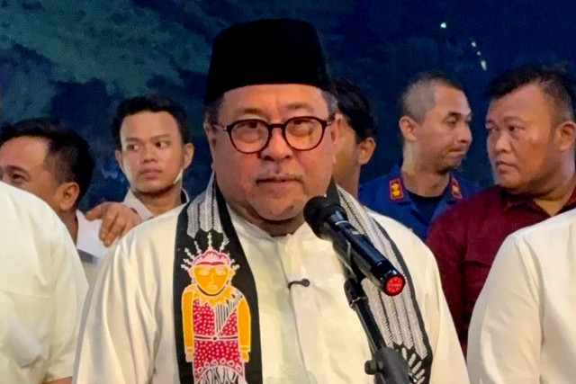Wakil Gubernur DKI Jakarta Rano Karno keterangan usai menghadiri Kegiatan Festival Nyebrang Tahun 1 Muharram 1448 H di Taman Bendera Pusaka, Kebayoran Baru, Jakarta Selatan, Senin (15/6/2026). Foto: Jeni Ritanti/kumparan