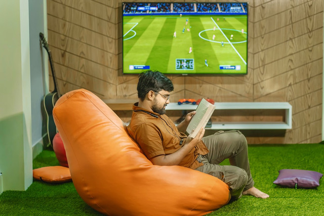 Ilustrasi cara beli paket Maxstream TV Piala Dunia 2026. Foto: Unsplash.com/Ofspace LLC