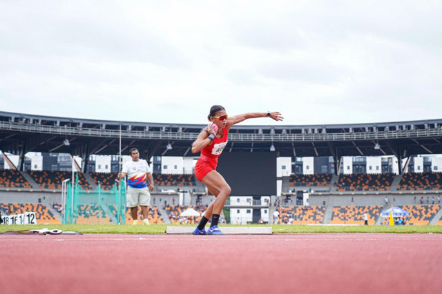Atlet Indonesia Emilia Nova saat tampil pada saptalomba atau heptathlon The ICTSI Philippine Athletics Championships 2026 di New Clark City Athletic Stadium, Capas, Tarlac, Filipina, Minggu (14/6/2026). Foto: ANTARA/HO-PASI