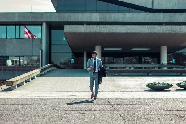 Ilustrasi Gen Z Teng Go. Foto oleh bram naus di Unsplash