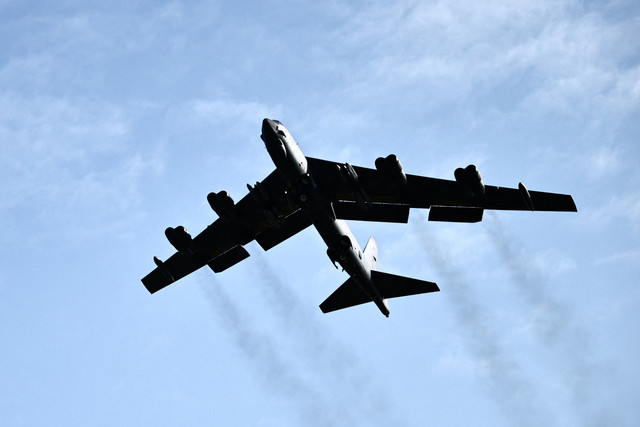 Pesawat pembom B-52 Stratofortress Angkatan Udara AS. Foto: Henry Nicholls/REUTERS