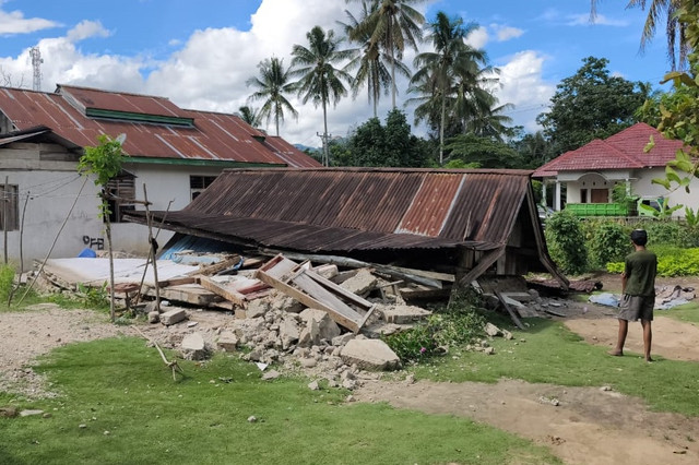 Kondisi rumah yang rusak terdampak gempa di Kabupaten Sigi, Palu, Sulawesi Tengah, Selasa (16/6/2026). Foto: Polres Sigi