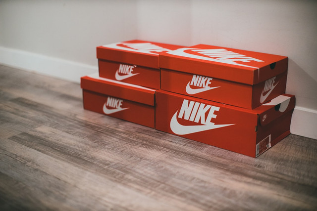 Ilustrasi Nike x BTS. Foto: Unsplash/ Jonathan Cooper