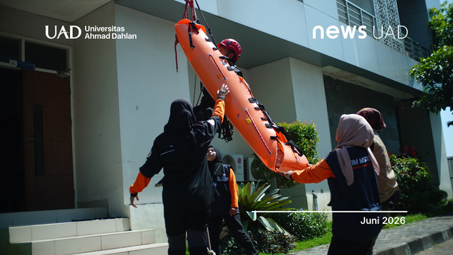 Fakultas Kedokteran (FK) Universitas Ahmad Dahlan (UAD) adakan simulasi kebencanaan (Foto. Humas UAD)