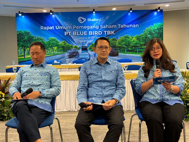 Konferensi pers RUPST PT Blue Bird Tbk di Blue Bird Group Headquarters, Jakarta, Kamis (18/6/2026). Foto: Najma Ramadhanya/kumparan