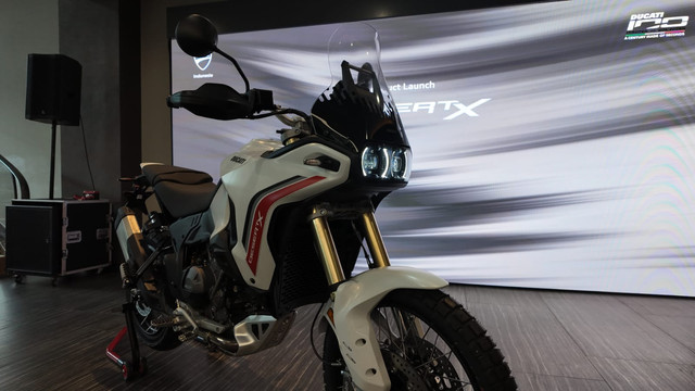 Ducati Desert X V2. Foto: Fitra Andrianto/kumparan