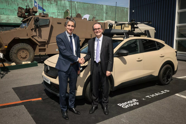 Renault Group kolaborasi dengan Thales membuat kendaraan taktis 4 Troop. Foto: Renault