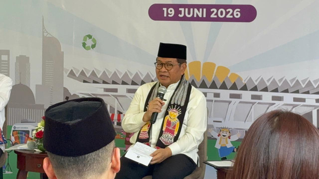 Gubernur DKI Jakarta Pramono Anung dalam konferensi pers Jakarta Kreatif Festival (JKF) Tahun 2026 di kawasan Jakarta Pusat, Jumat (19/6/2026). Foto: Nauval Pratama/kumparan