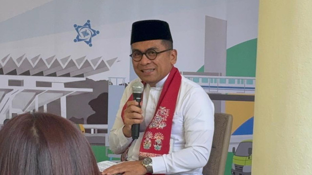 Kepala OJK Jabodebek, Edwin Nurhadi dalam konferensi pers Jakarta Kreatif Festival (JKF) Tahun 2026 di kawasan Jakarta Pusat, Jumat (19/6/2026). Foto: Nauval Pratama/kumparan