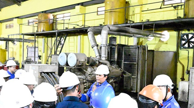 Kunjungan peserta dari Unwahas di Boiler PPSDM Migas. (Dok. Humas PPSDM Migas)
