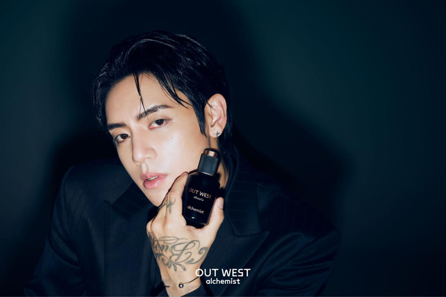 Berkolaborasi dengan DPR IAN, Alchemist Luncurkan Parfum Out West Absolu. Foto: Alchemist
