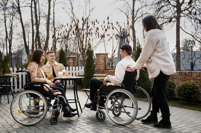 Penyandang Disabilitas memiliki hak yang sama untuk berpartisipasi. Foto: Raj Tuladhar/Unsplash.