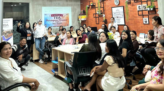 Kopdar TDA Perempuan Denpasar Dorong Nanny Tingkatkan Kompetensi 