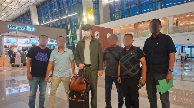 Buronan kasus penipuan bisnis batu bara, Richard Arief Muljadi, ditangkap Kejaksaan Agung. Foto: Dok. Kejagung