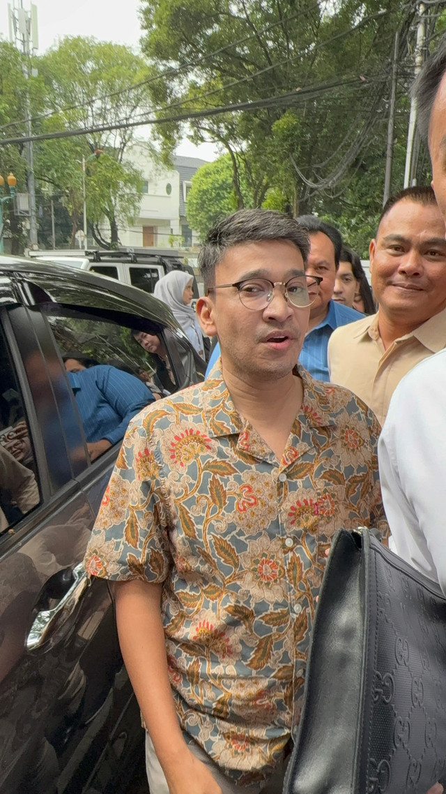 Ruben Onsu sambangi KPAI Jakarta di Menteng, Jakarta Pusat, Senin (22/6). Foto: Aprilandika Pratama/kumparan
