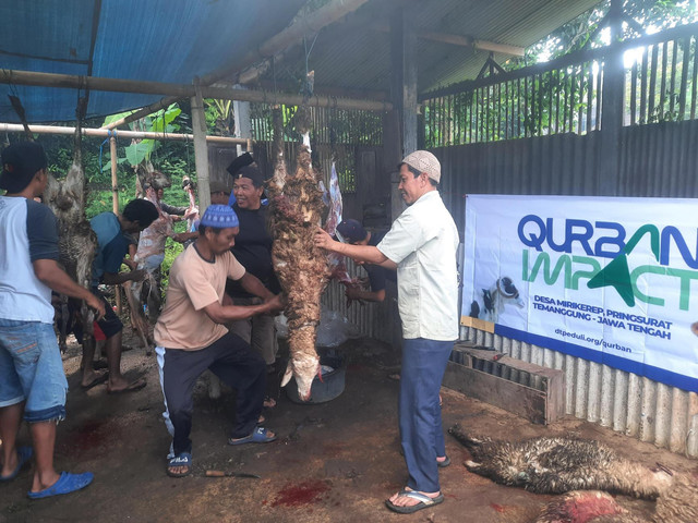 Kemeriahan Qurban di Dusun Mirikerep, Desa Pringsurat, Temanggung bersama DT Peduli Jawa Tengah (Sumber: DT Peduli)