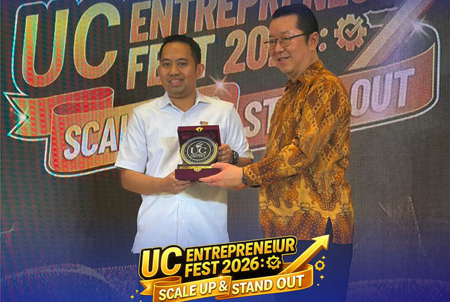 TDA Surabaya Diganjar Penghargaan Bergengsi pada UC Entrepreneur Fest 2026