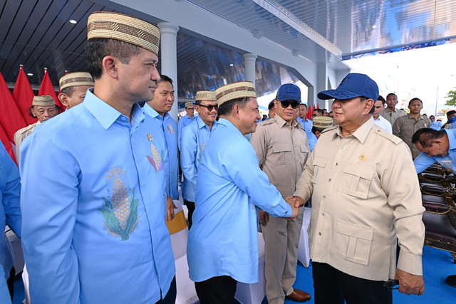 Mendagri Tito dampingi Presiden Prabowo dalam puncak PENAS XVII di Gorontalo, Rabu (24/6/2026), dukung transformasi teknologi sektor pertanian. Foto: Kemendagri RI