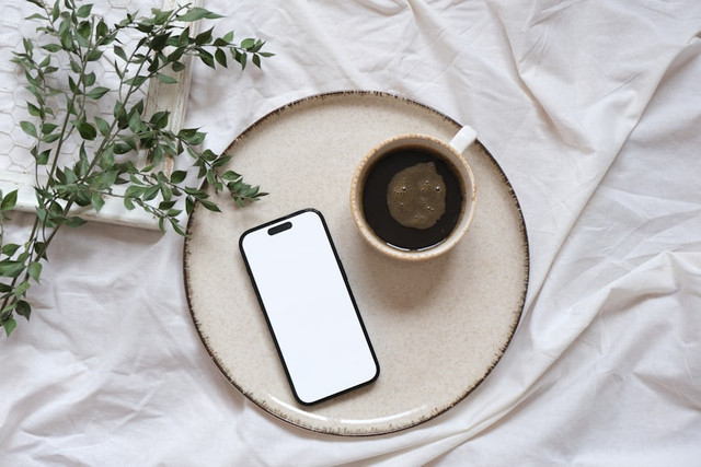 Ilustrasi Cara Cek Paket Tri, Foto;Unsplash/hello aesthe