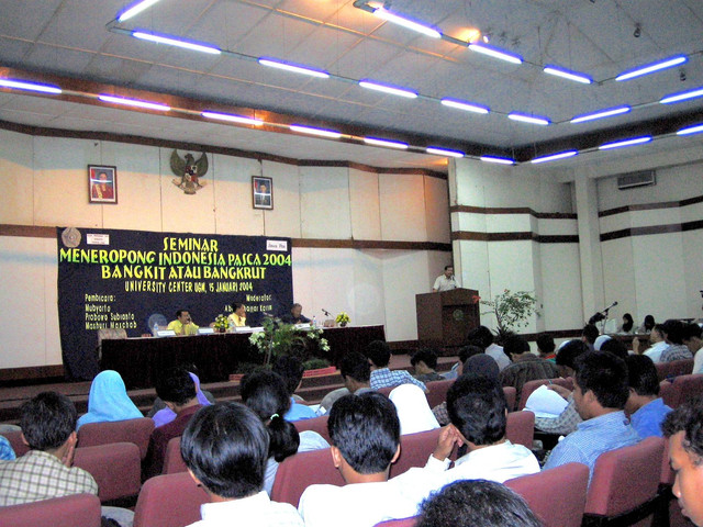 Prabowo di University Center UGM pada 15 Januari 2004 lalu. Foto: Dok. Istimewa