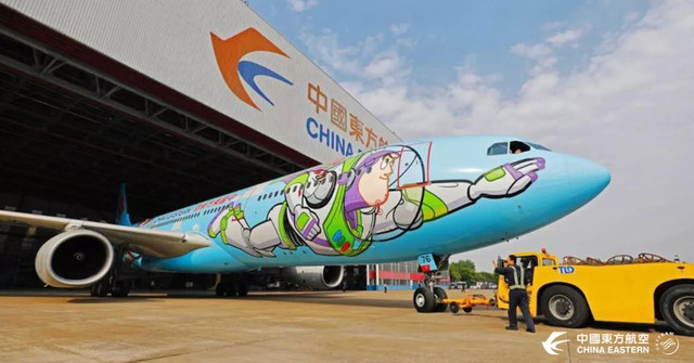  Maskapai China Eastern bertema Toy Story. Foto: China Eastern 