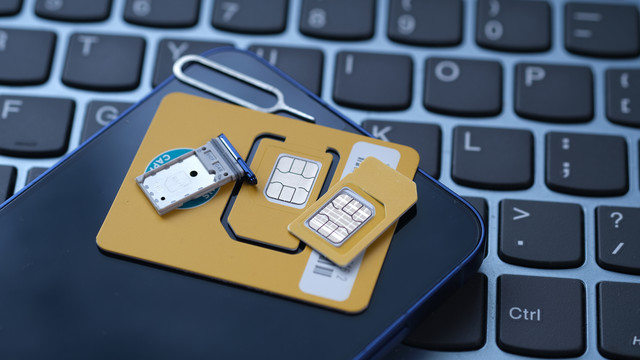 Ilustrasi SIM card. Foto: wisely/Shutterstock