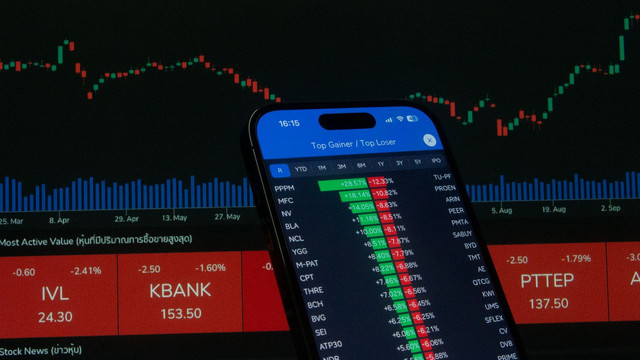 Ilustrasi memahami penyebab IHSG anjlok. Foto: Pexels