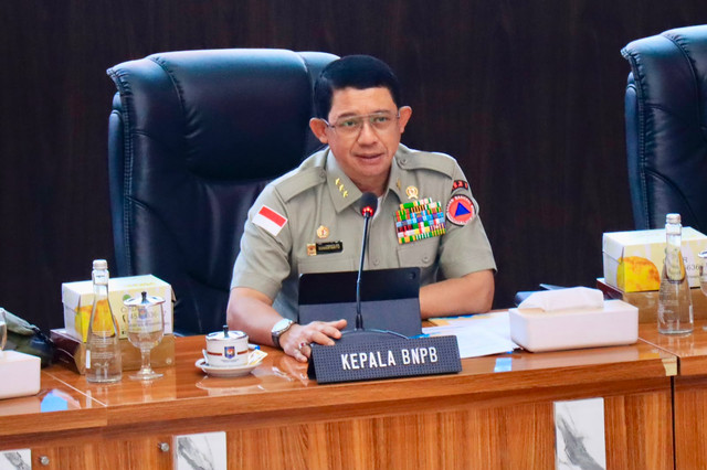 Kepala BNPB Letjen TNI Suharyanto menghadiri rapat Koordinasi, Sosialisasi dan Kesiapsiagaan dalam menghadapi fenomena El Nino di Kementerian Dalam Negeri, Jakarta, Senin (29/6/2026). Foto: BNPB