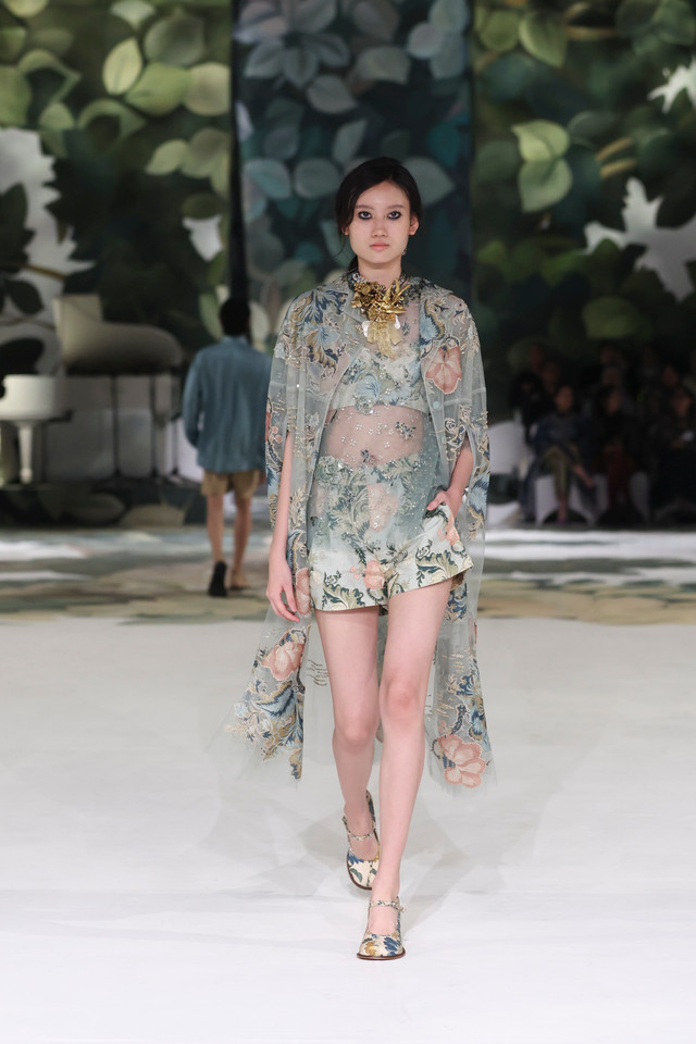 Patina, Jejak Waktu yang Memperkaya Koleksi Biyan Spring Summer 2027. Foto:  Biyan