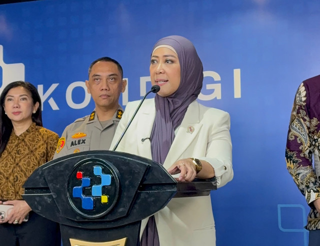 Menteri Komunikasi dan Digital (Komdigi), Meutya Hafid, saat konferensi pers di Gedung Kementerian Komdigi, Jakarta, Selasa (30/6/2026). Foto: Jeni Ritanti/kumparan