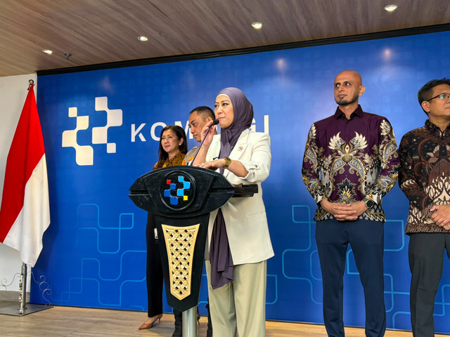 Menteri Komunikasi dan Digital (Komdigi), Meutya Hafid, saat konferensi pers di Gedung Kementerian Komdigi, Jakarta, Selasa (30/6/2026). Foto: Jeni Ritanti/kumparan