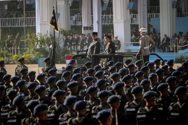 Anggota Polri mengikuti upacara peringatan HUT Ke-80 Bhayangkara di Pusat Latihan Brimob Polri, Cikeas, Bogor, Jawa Barat, Rabu (1/7/2026). Foto: Jamal Ramadhan/kumparan