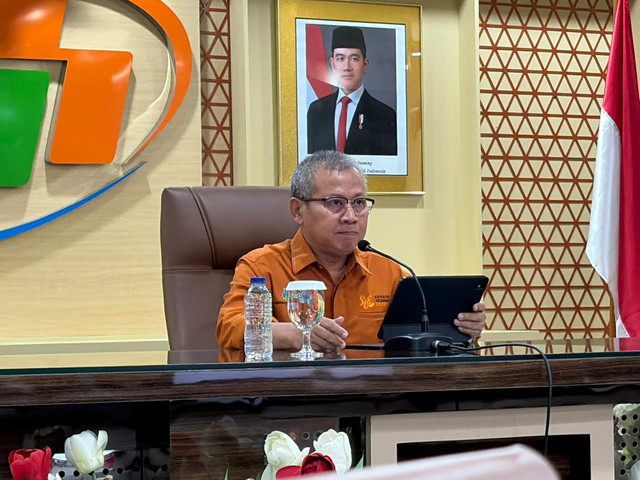 Deputi Bidang Statistik Distribusi Jasa BPS, Ateng Hartono, dalam konferensi pers di Kantor Pusat BPS, Jakarta, Rabu (1/7/2026). Foto: Najma Ramadhanya/kumparan