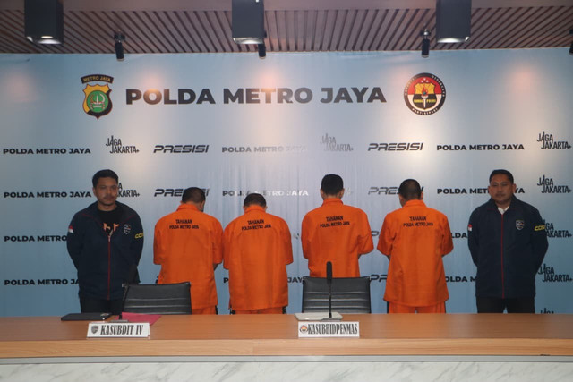 Pengungkapan sindikiat judi online 1XBET oleh Direktorat Siber Polda Metro Jaya. Foto: Polda Metro Jaya