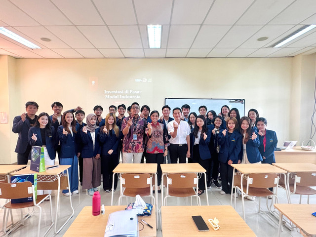 Foto 1: Literasi pasar modal oleh Kepala Kantor Perwakilan Bursa Efek Indonesia (BEI) Wilayah Jawa Timur di Universitas Ma Chung, Malang pada tanggal 8 Mei 2025.