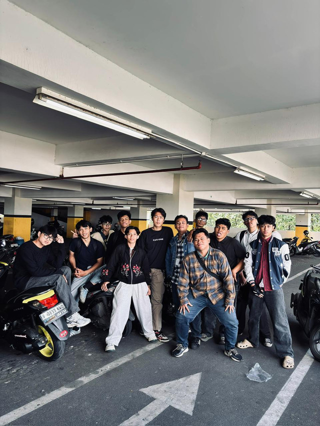 Teman Sekelas, Dokumen Pribadi