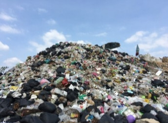 Ilustrasi penumpukan sampah. (Sumber: shutterstock.com). 