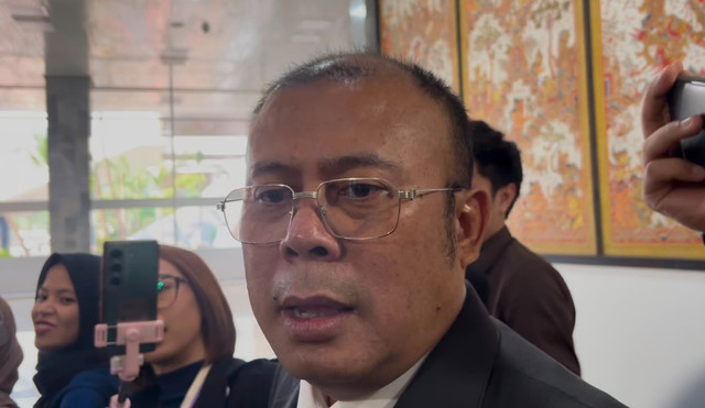 Wakil Ketua DPR Cucun Ahmad Syamsurijal di Kompleks Parlemen, Senayan, Jakarta, Kamis (2/7/2026). Foto: Nasywa Athifah/kumparan